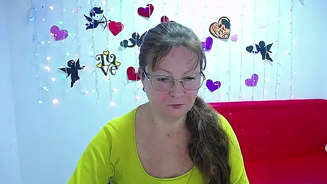 Snapshot of VanessaHotts chatting on February 2025 06:20:01 AM VanessaHotts online show from February 2025 06:20:01 AM