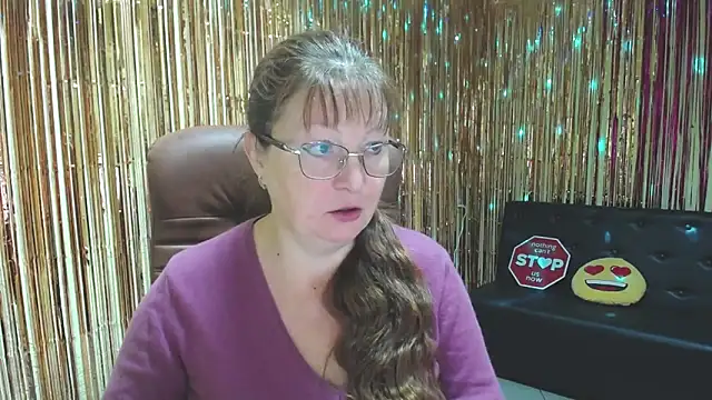 Snapshot of VanessaHotts chatting on September 2025 05:12:01 AM VanessaHotts online show from September 2025 05:12:01 AM