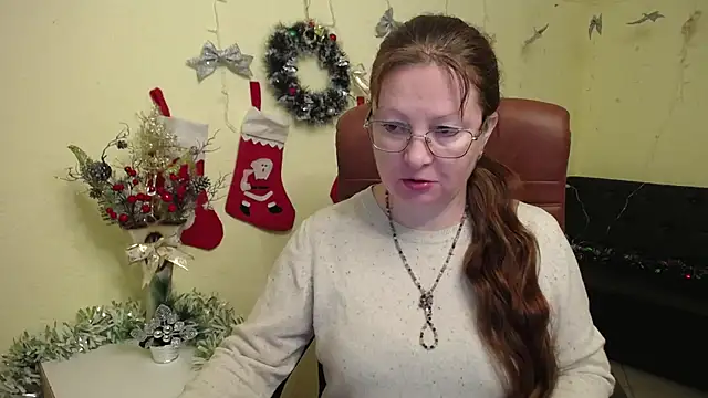 VanessaHotts online show from December 2025 06:10:01 AM