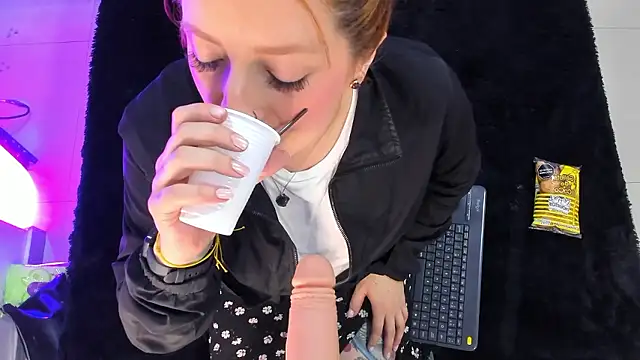 JulietaAlves online show from January 2026 11:23:02 AM