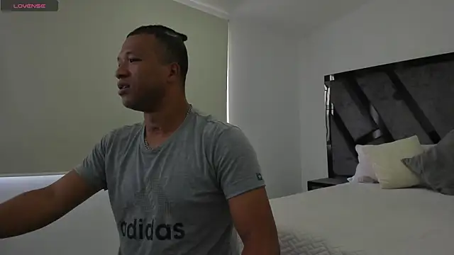 AnnieAndStefan online show from January 2025 07:42:01 PM