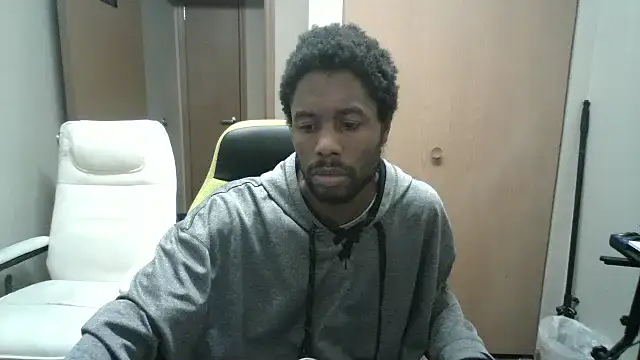 Snapshot of Kim_and_Dee chatting on March 2026 09:37:01 AM Kim and Dee online show from March 2026 09:37:01 AM