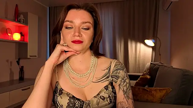 Snapshot of Shadow_Passion chatting on April 2026 07:14:01 AM Shadow Passion online show from April 2026 07:14:01 AM