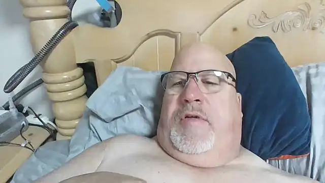 Snapshot of Bigbear0563 chatting on February 2026 04:25:01 PM Bigbear0563 online show from February 2026 04:25:01 PM