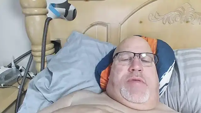 Snapshot of Bigbear0563 chatting on February 2026 05:14:01 PM Bigbear0563 online show from February 2026 05:14:01 PM