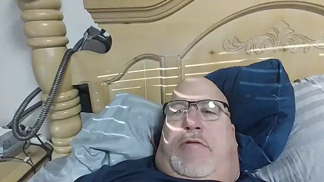 Snapshot of Bigbear0563 chatting on February 2026 04:16:01 PM Bigbear0563 online show from February 2026 04:16:01 PM