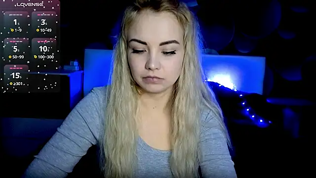 StephanieSweety online show from October 2025 12:16:01 PM