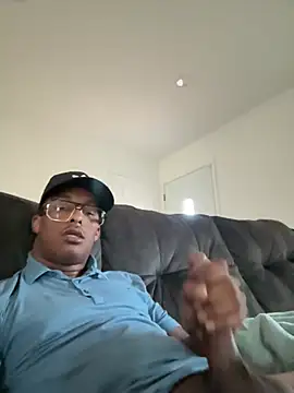 Snapshot of cumwithus1903 chatting on January 2025 07:03:01 PM cumwithus1903 online show from January 2025 07:03:01 PM