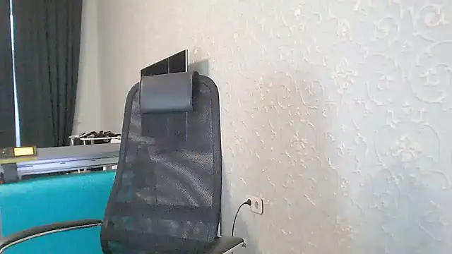 Marselle Laker online show from February 2025 09:08:02 AM