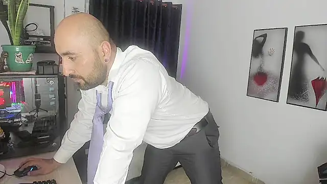 Leon 1234 online show from December 2024 10:13:01 PM