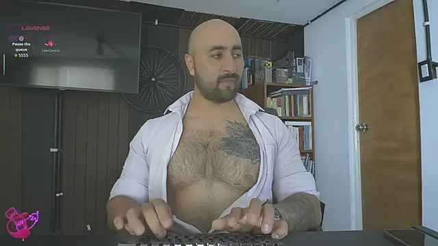 Snapshot of Leon_1234 chatting on February 2026 08:14:02 PM Leon 1234 online show from February 2026 08:14:02 PM