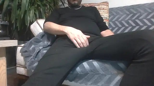 Snapshot of reslerkek31 chatting on March 2026 09:32:01 PM reslerkek31 online show from March 2026 09:32:01 PM