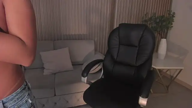 MileyCruz  online show from February 2025 09:39:02 AM