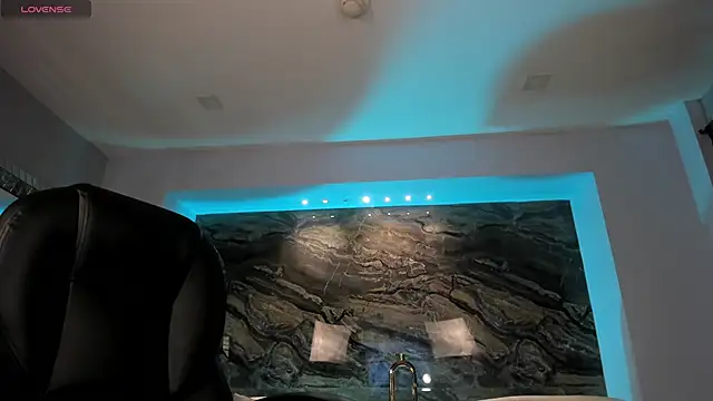 Snapshot of SophiePalmer chatting on February 2026 10:42:01 AM SophiePalmer online show from February 2026 10:42:01 AM