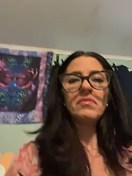 DominiqueX0 online show from November 2025 06:06:02 PM