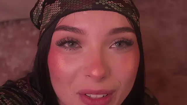 Victoria Watsson online show from October 2025 02:26:01 PM