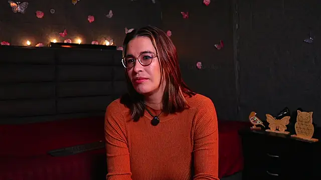 kathieandpovcock1 online show from September 2025 01:35:01 PM