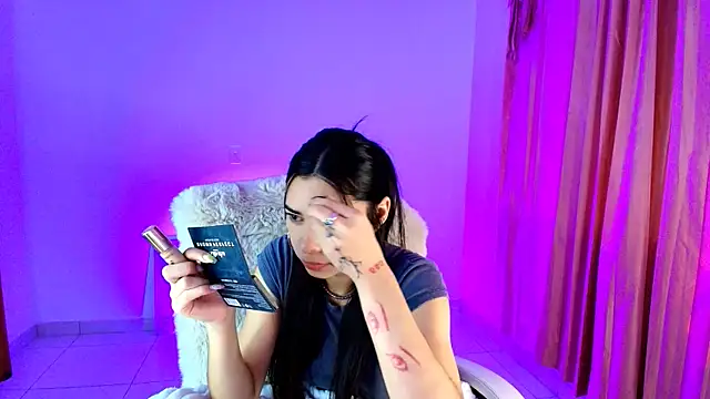 AmyOlimpo online show from January 2026 07:45:02 AM