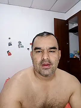 Angeelus2 online show from December 2025 04:01:02 PM