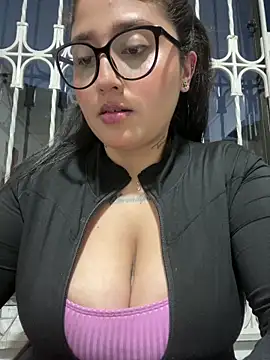 croftsmila online show from April 2026 11:24:02 PM