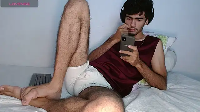 Snapshot of bear_97s chatting on July 2026 09:52:02 PM bear 97s online show from July 2026 09:52:02 PM