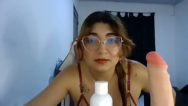 esteni online show from June 2026 03:12:01 AM