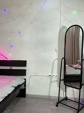 Milf Tea online show from January 2025 04:14:02 AM