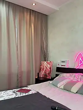 Milf Tea online show from February 2025 04:07:01 AM