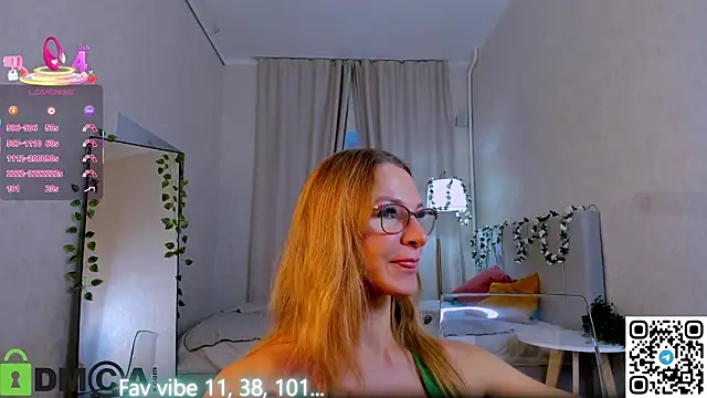 Snapshot of Milf_Tea chatting on March 2026 01:09:01 AM Milf Tea online show from March 2026 01:09:01 AM