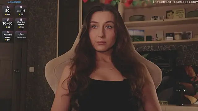 Chill out with Salvia online show from December 2025 03:41:01 PM