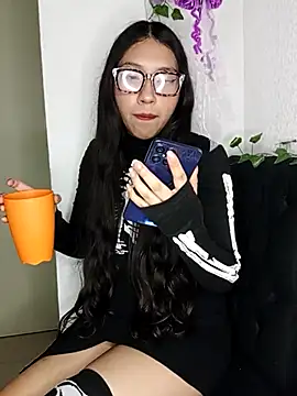 Snapshot of Umaru_uwu chatting on October 2025 07:53:01 AM Umaru uwu online show from October 2025 07:53:01 AM