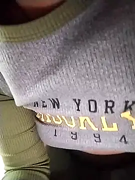 Snapshot of Umaru_uwu chatting on March 2026 06:32:01 AM Umaru uwu online show from March 2026 06:32:01 AM