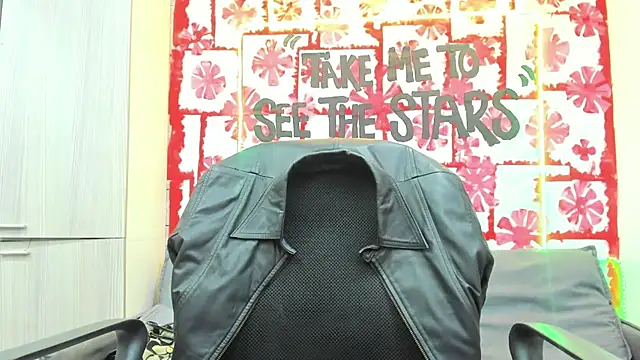 Mhelanny2 online show from February 2025 08:12:02 AM