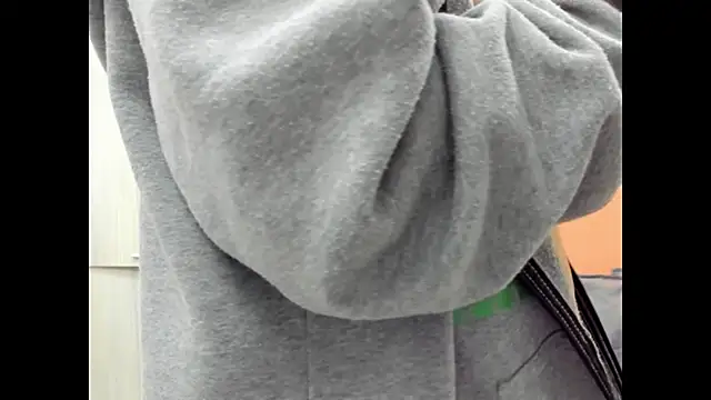 Mhelanny2 online show from October 2025 07:24:01 PM