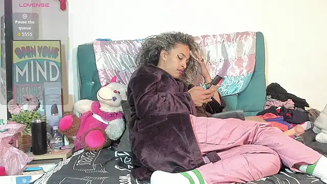 Snapshot of StefanyMiler chatting on June 2026 03:46:02 AM StefanyMiler online show from June 2026 03:46:02 AM