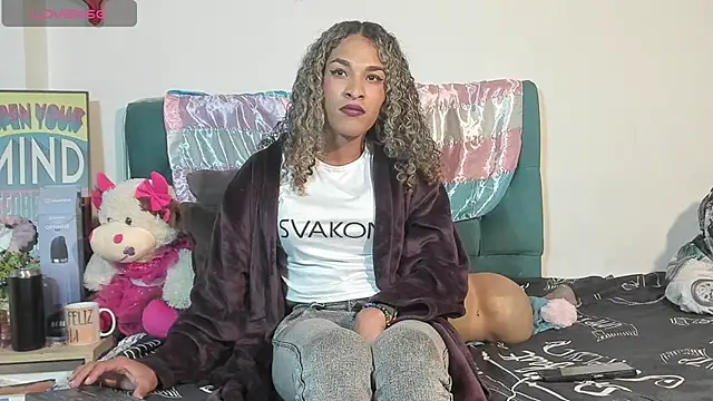 Snapshot of StefanyMiler chatting on July 2026 02:05:17 AM StefanyMiler online show from July 2026 02:05:17 AM