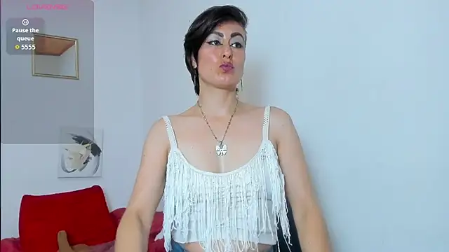 yasmin goldenst online show from November 2025 10:48:02 AM