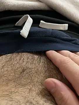 MoochedTape online show from October 2025 08:33:01 AM