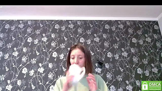 Snapshot of Sophi_Cute chatting on July 2026 11:13:02 AM Sophi Cute online show from July 2026 11:13:02 AM