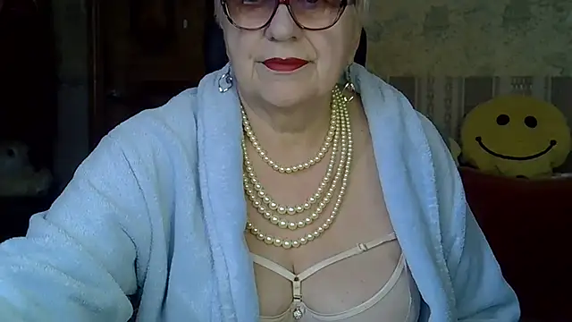 Snapshot of SweetCherry27 chatting on April 2026 04:45:02 AM SweetCherry27 online show from April 2026 04:45:02 AM