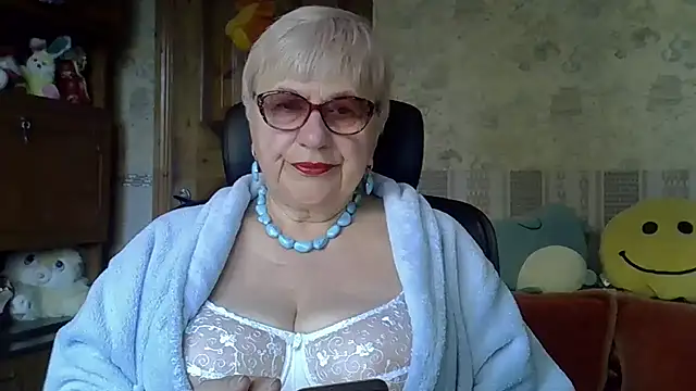 Snapshot of SweetCherry27 chatting on April 2026 04:14:02 AM SweetCherry27 online show from April 2026 04:14:02 AM