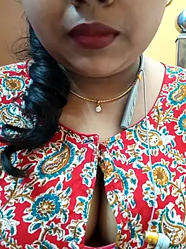 Snapshot of Sophiaboudi chatting on March 2025 05:07:02 PM Sophiaboudi online show from March 2025 05:07:02 PM