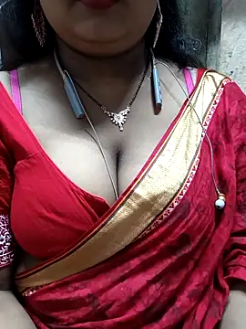 Snapshot of Sophiaboudi chatting on November 2025 05:45:02 PM Sophiaboudi online show from November 2025 05:45:02 PM