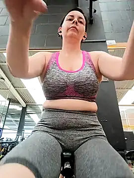 johannatb online show from April 2026 03:45:01 PM