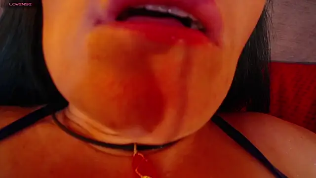 alicia moom online show from January 2026 08:18:02 AM