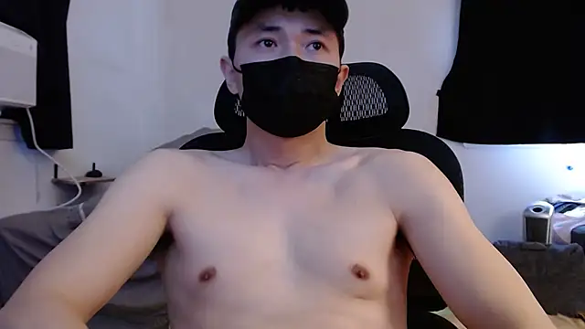 Snapshot of twbobo00715 chatting on February 2025 06:31:01 PM twbobo00715 online show from February 2025 06:31:01 PM