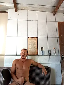Snapshot of MachoScorpionCaralho chatting on February 2025 06:41:01 PM MachoScorpionCaralho online show from February 2025 06:41:01 PM