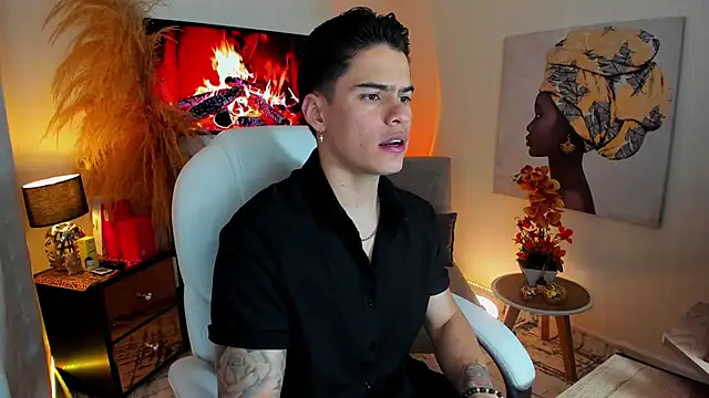 Matias Murrier online show from November 2025 12:37:02 PM