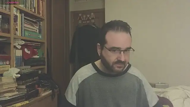 curiosillo83 online show from March 2025 01:51:01 PM