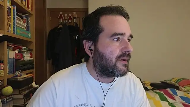 curiosillo83 online show from March 2026 08:19:01 AM